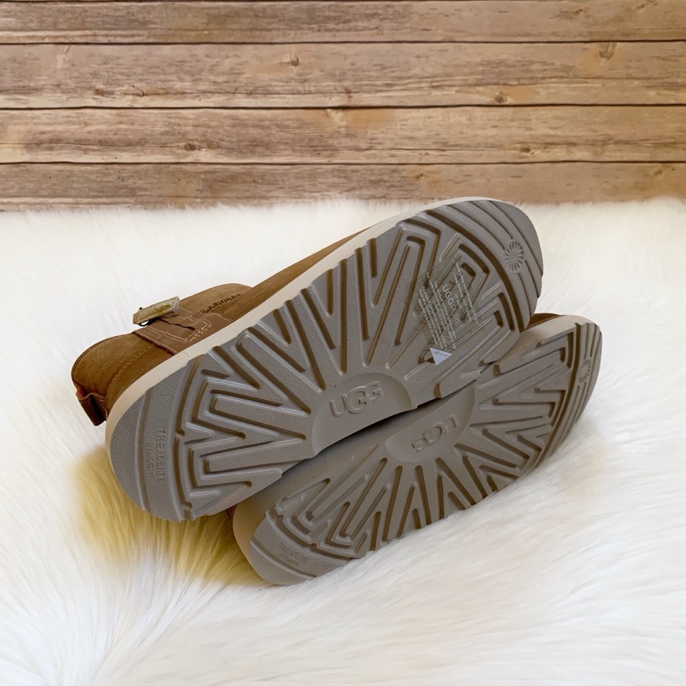 UGG Classic Mini Zip Waterproof Chestnut Boots - Picture 7 of 8